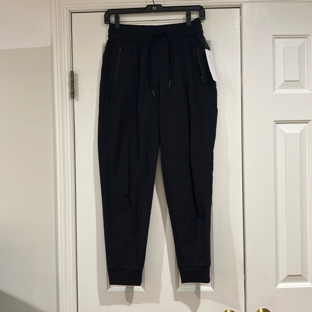 Athleta Trekkie North jogger